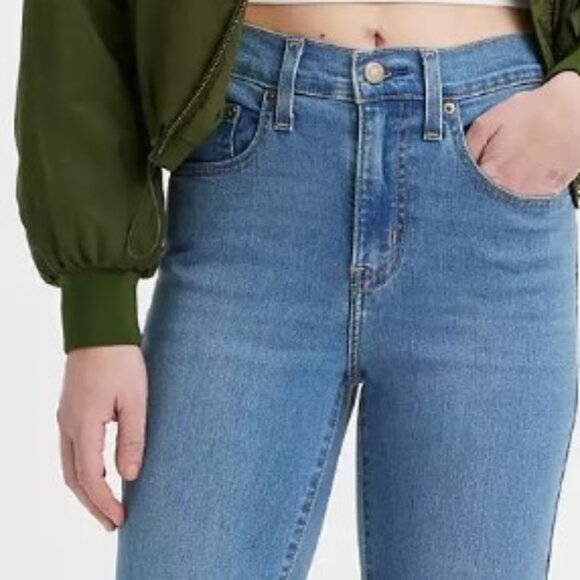 Levi's Jeans - Picture 1 of 8